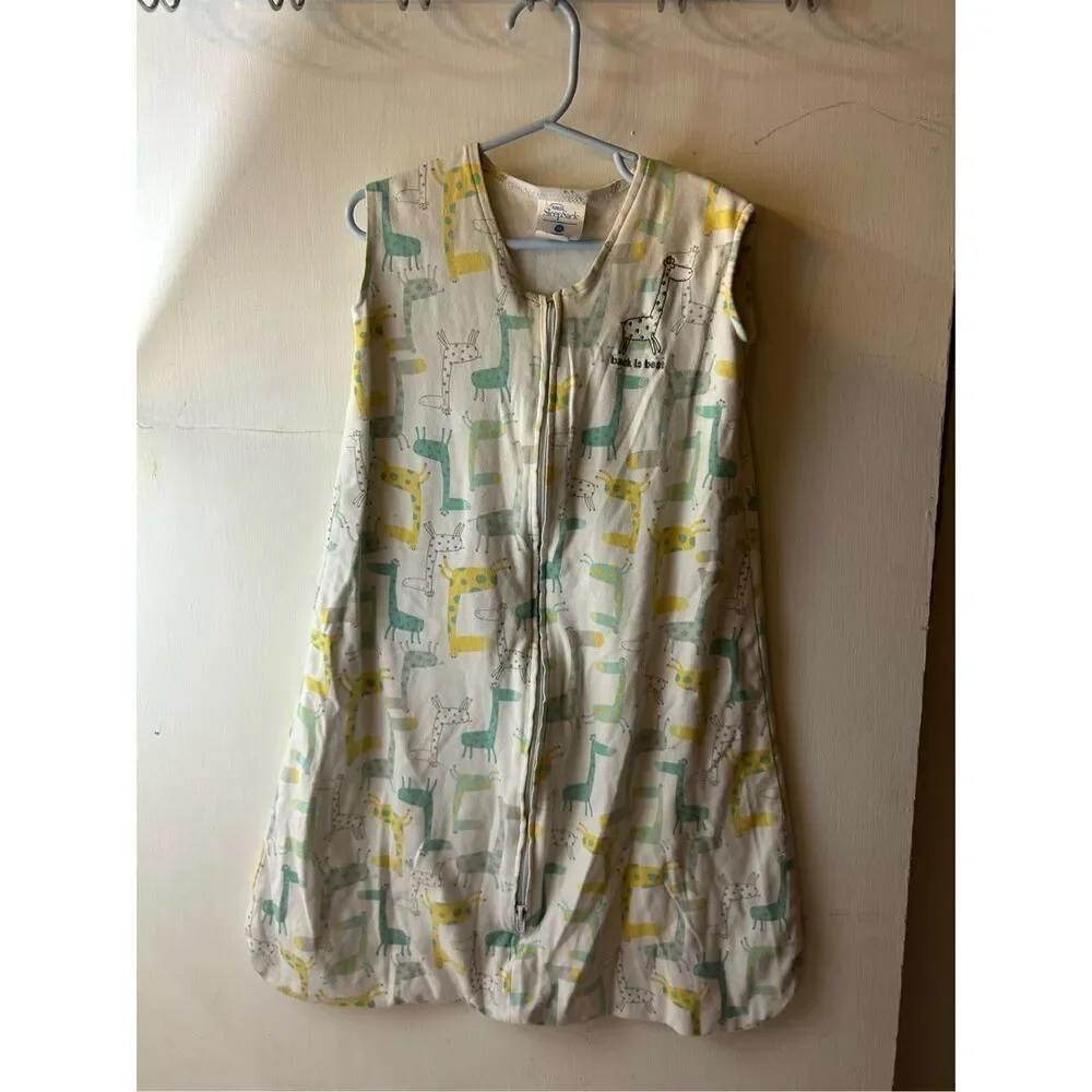 Halo Sleep sack green giraffes M 6-9m  100 cotton (discoloration around the neck
